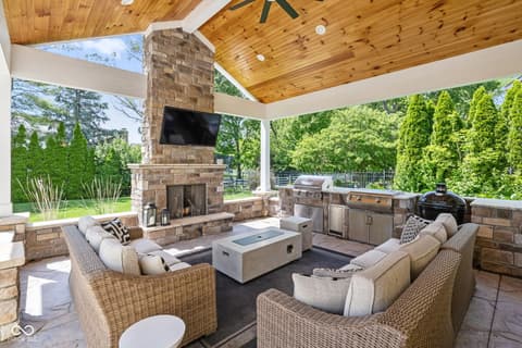 Photo of 11280 Walking Wood Lane, Fishers, IN