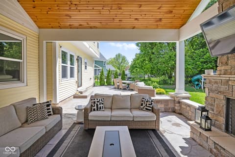 Photo of 11280 Walking Wood Lane, Fishers, IN