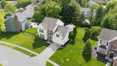 Photo of 11280 Walking Wood Lane, Fishers, IN