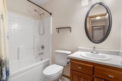 Photo of 164 Meadow Glen Drive, Avon, IN