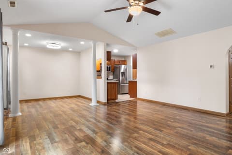 Photo of 164 Meadow Glen Drive, Avon, IN