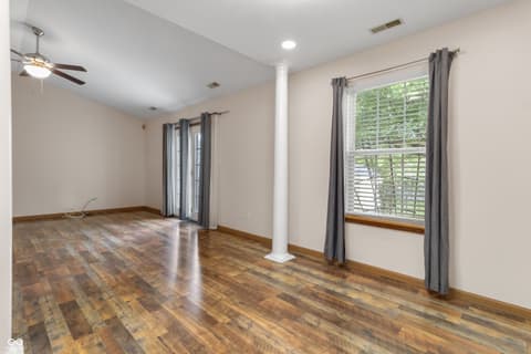 Photo of 164 Meadow Glen Drive, Avon, IN