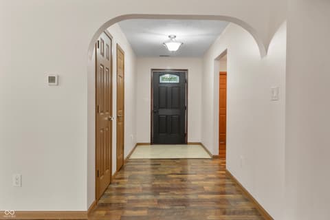 Photo of 164 Meadow Glen Drive, Avon, IN