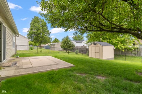 Photo of 164 Meadow Glen Drive, Avon, IN