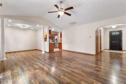 Photo of 164 Meadow Glen Drive, Avon, IN