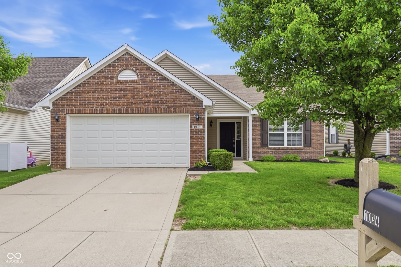 Photo of 1034 Hendon Court, Westfield, IN