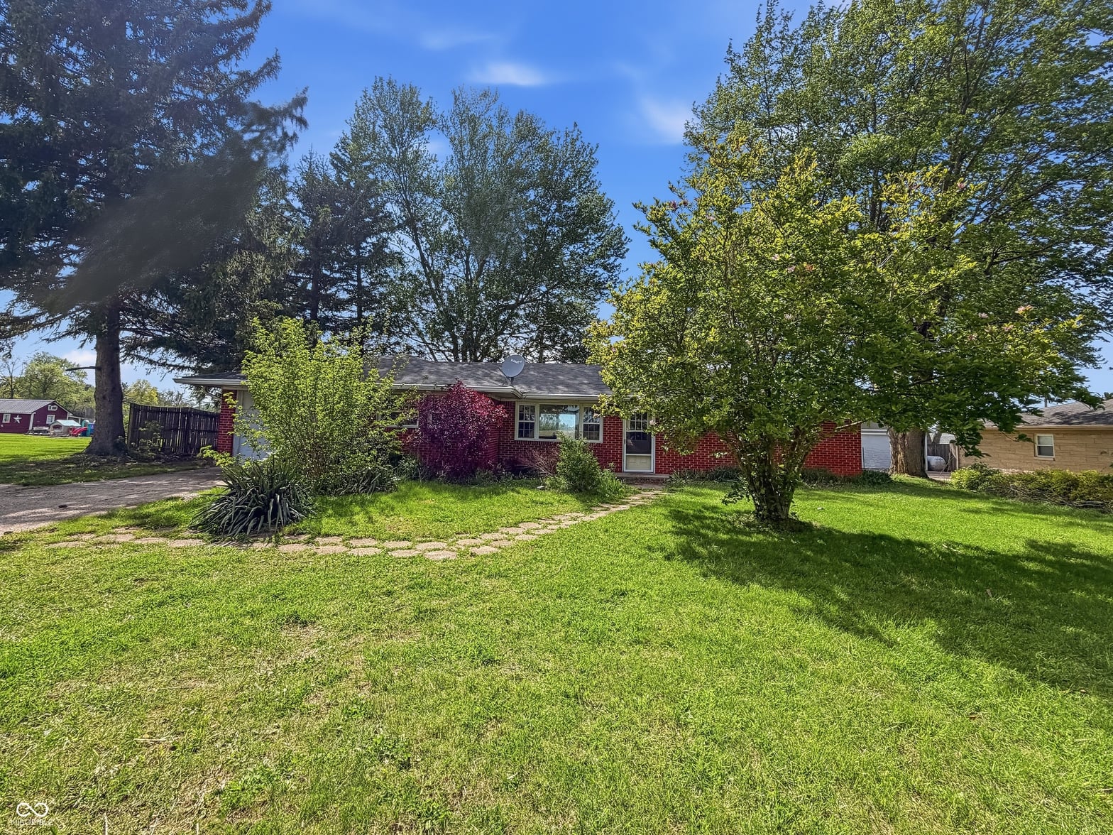Photo of 1208 S State Road 213, Tipton, IN