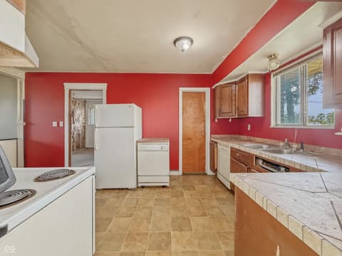 Photo of 1208 S State Road 213, Tipton, IN