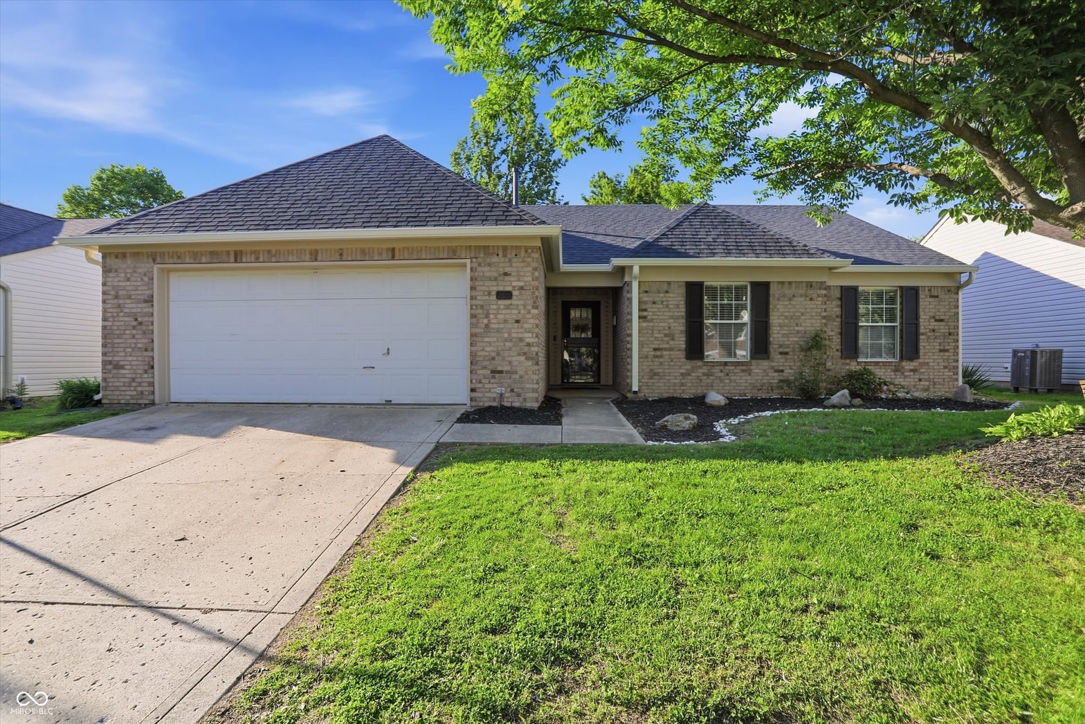 Photo of 19413 Amber Way, Noblesville, IN