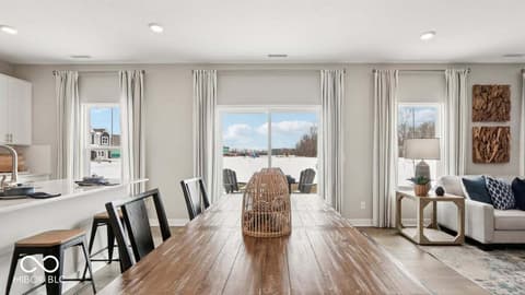 Photo of 248 Heritage Pass W, Greenfield, IN