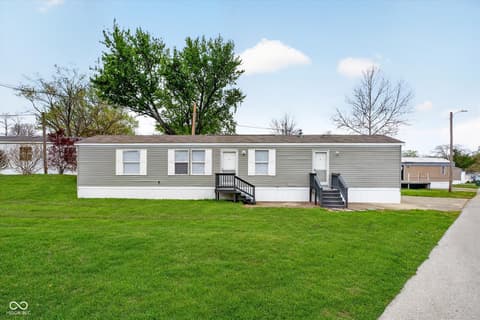 154 Echo Lake E