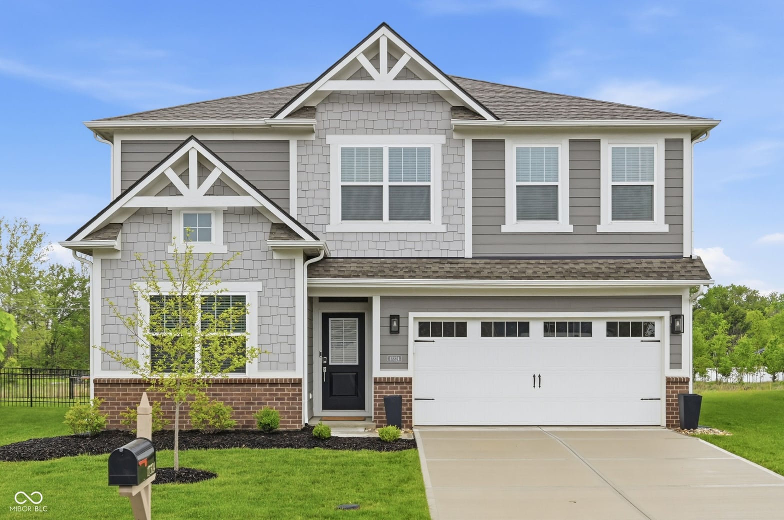Photo of 17324 Hanningfield Way, Westfield, IN