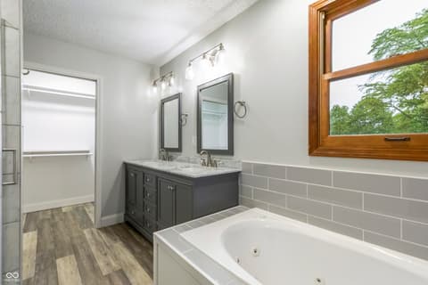Photo of 68 Stonybrook Drive, Brownsburg, IN