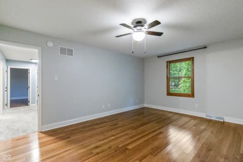 Photo of 68 Stonybrook Drive, Brownsburg, IN