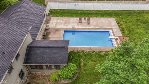 Photo of 68 Stonybrook Drive, Brownsburg, IN