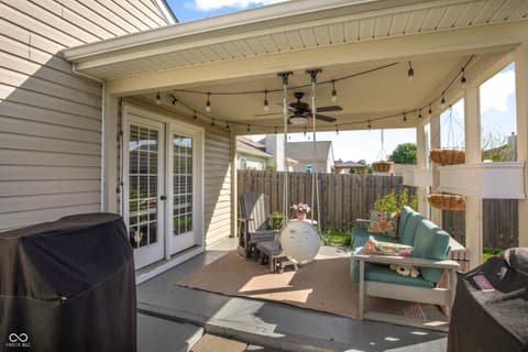 Outdoor living area at 19338 Links Lane, Noblesville, IN