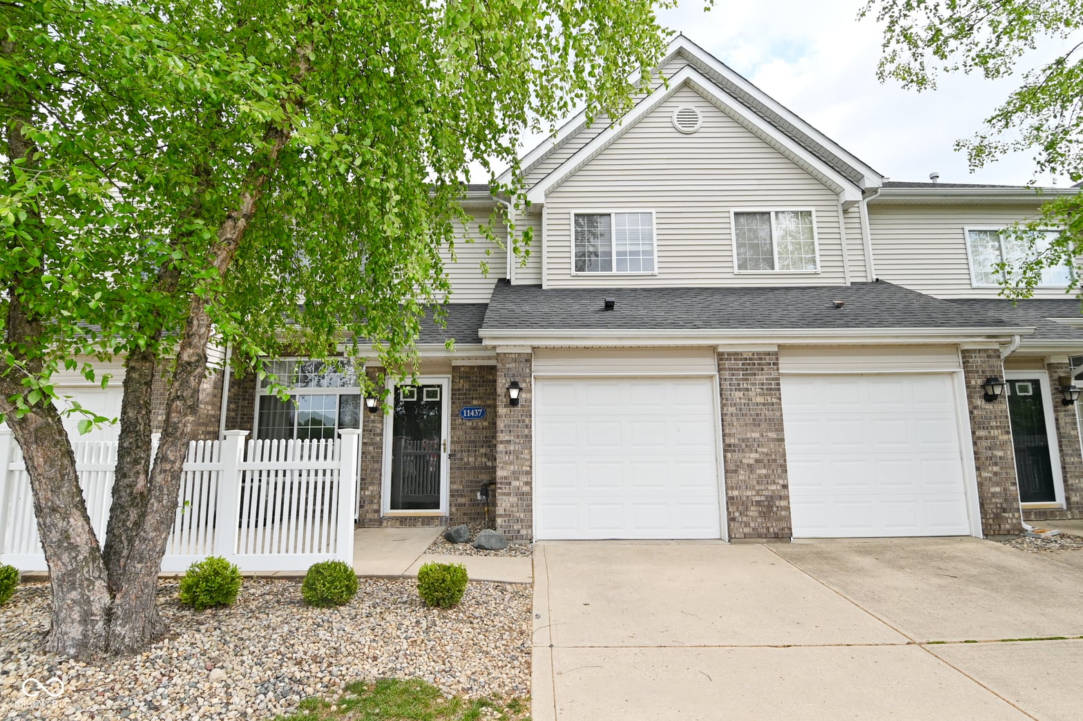 Front exterior at 11437 Enclave Boulevard, Fishers, IN
