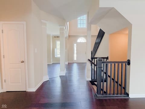 Foyer at 2535 Murphy Circle N, Carmel, IN