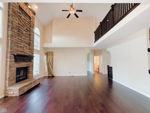 Living room at 2535 Murphy Circle N, Carmel, IN