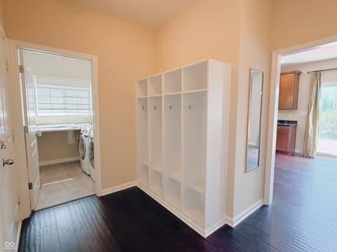 Laundry room at 2535 Murphy Circle N, Carmel, IN
