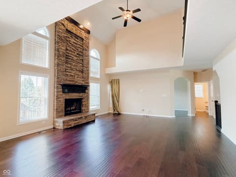 Living room at 2535 Murphy Circle N, Carmel, IN