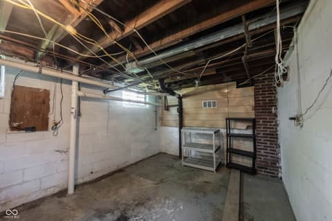 Photo of 404 N Swope Street, Greenfield, IN