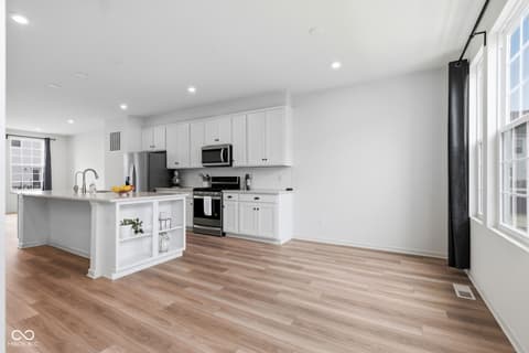 Kitchen at 14565 Pomona Lane, Carmel, IN