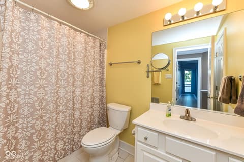 Bathroom at 11483 Lake Stonebridge Lane, Fishers, IN