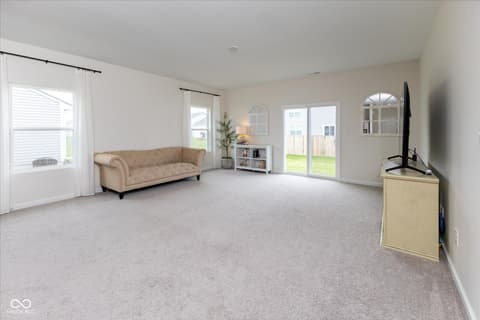 Photo of 1484 Littleleaf Drive, Sheridan, IN