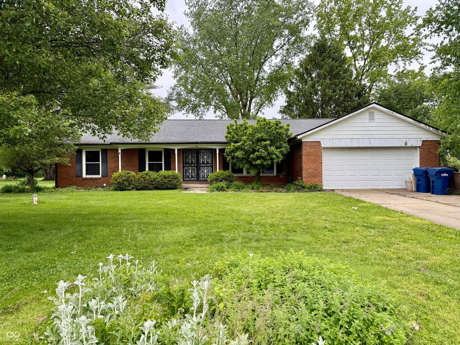 Photo of 2 Holmes Court, Greenfield, IN