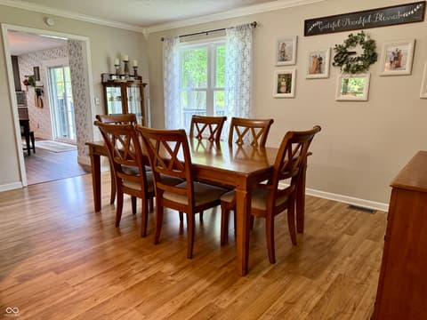 Dining room at 7975 W 50 S, Morgantown, IN