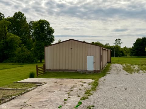Out Buildings — 7975 W 50 S, Morgantown, IN