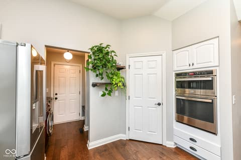Kitchen at 7040 Koldyke Place, Fishers, IN