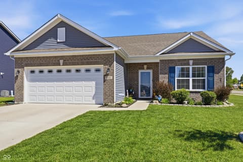 2332 Longleaf Lane