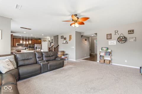 Photo of 2707 Kilgobbin Cres, Brownsburg, IN