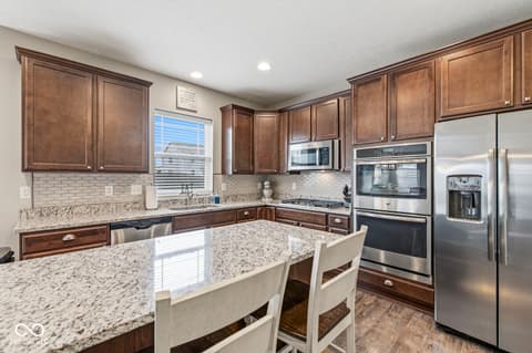 Photo of 2707 Kilgobbin Cres, Brownsburg, IN