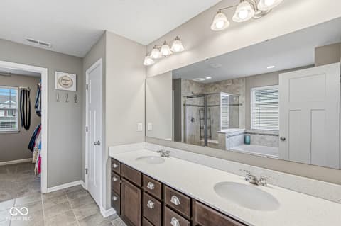 Photo of 2707 Kilgobbin Cres, Brownsburg, IN