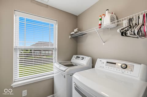 Photo of 2707 Kilgobbin Cres, Brownsburg, IN