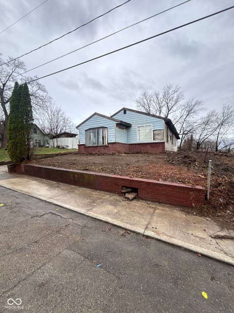 1528 W 20th Street