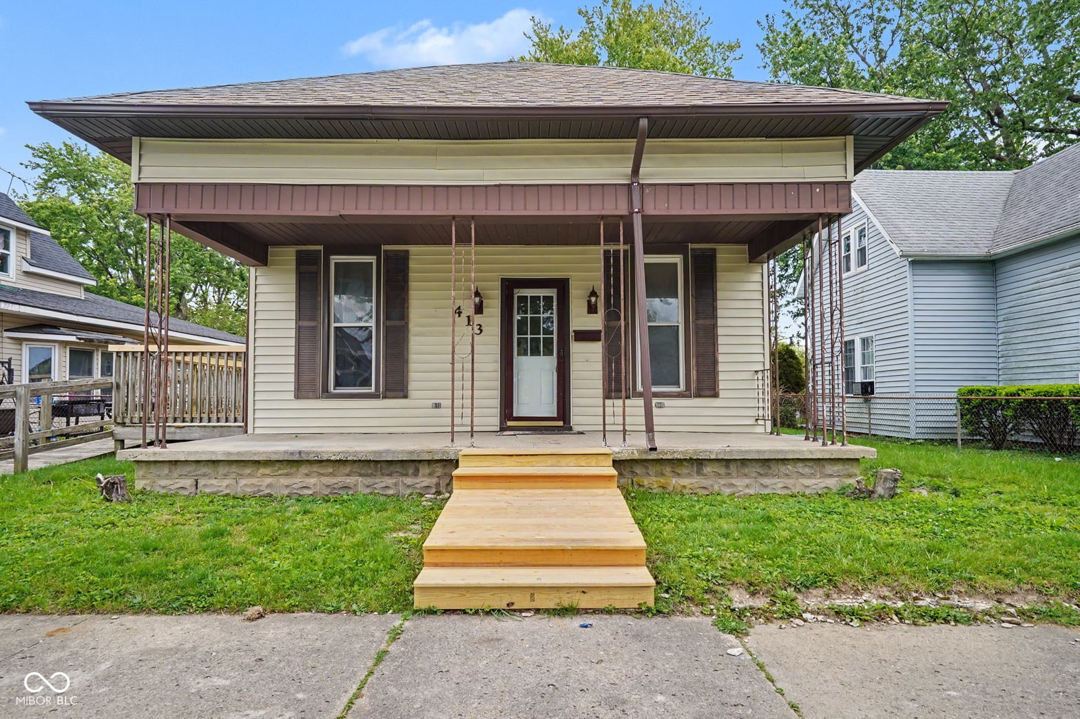 Front exterior at 413 N 12th Street, Elwood, IN