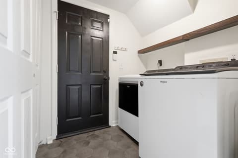 Laundry room at 2926 Brooks Bend Drive, Carmel, IN