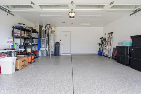 Garage at 10632 Ashview Drive, Fishers, IN
