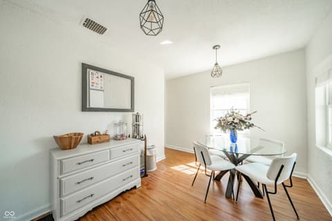 Photo of 922 Alhambra Drive, Anderson, IN