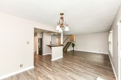 Photo of 34 Sleepy Hollow Court, Westfield, IN