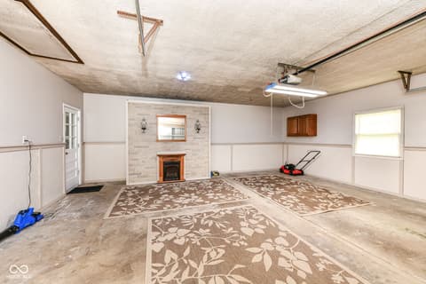 Photo of 34 Sleepy Hollow Court, Westfield, IN