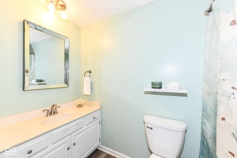 Photo of 34 Sleepy Hollow Court, Westfield, IN