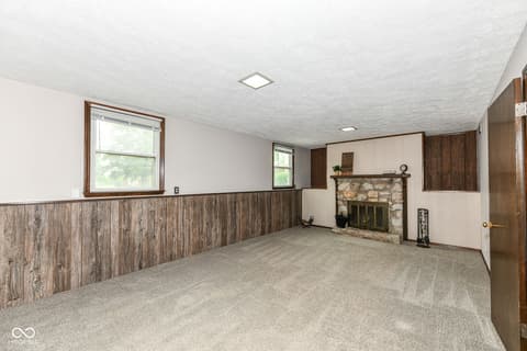 Photo of 34 Sleepy Hollow Court, Westfield, IN