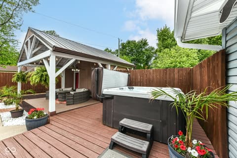 Photo of 34 Sleepy Hollow Court, Westfield, IN