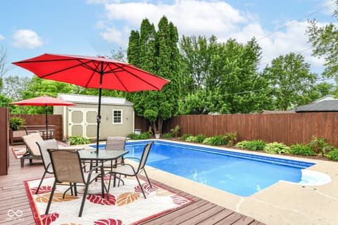 Photo of 34 Sleepy Hollow Court, Westfield, IN
