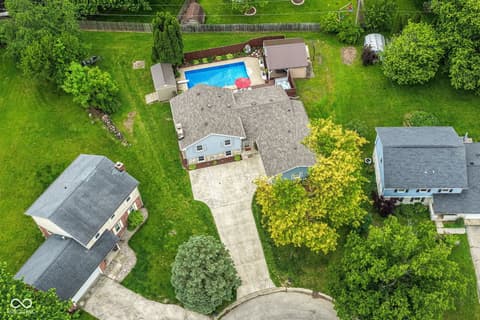 Photo of 34 Sleepy Hollow Court, Westfield, IN